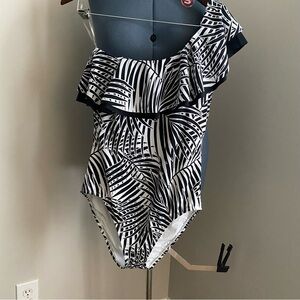 NWT Tommy Bahama One Shoulder Swimsuit